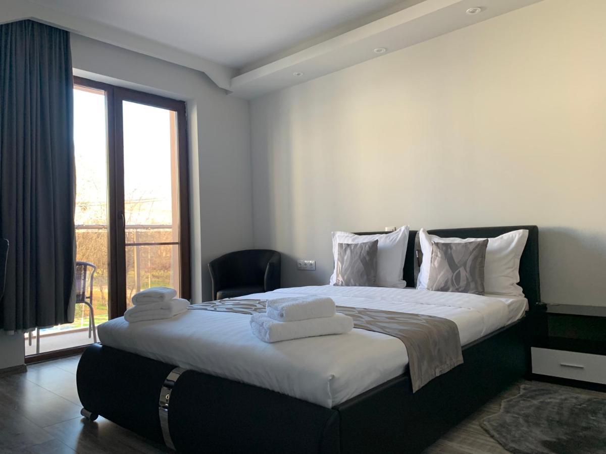Vivian Apartaments Sandanski Ngoại thất bức ảnh